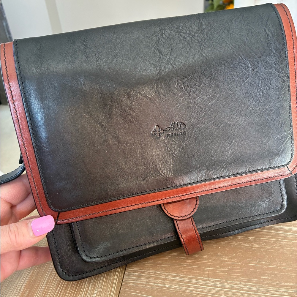 FIERENCE  Womans LEATHER HANDMADE, NEW HANDBAG! Made in Italy!